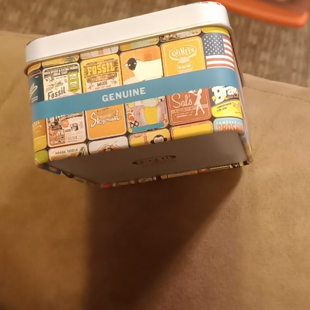 Tin - Picture 2 of 7